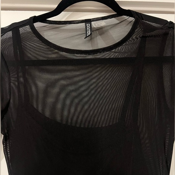 Mesh Sheer Ling Sleeve Maxi Dress - Picture 4 of 6